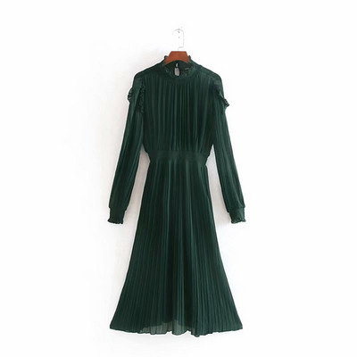 Rochie lunga plisata de culoare verde cu talie elastica si guler inalt