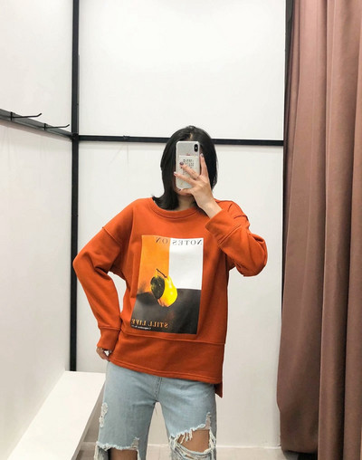 Hanorac de dama in trei culori si aplicatie