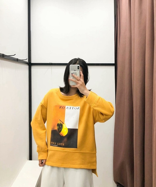 Hanorac de dama in trei culori si aplicatie