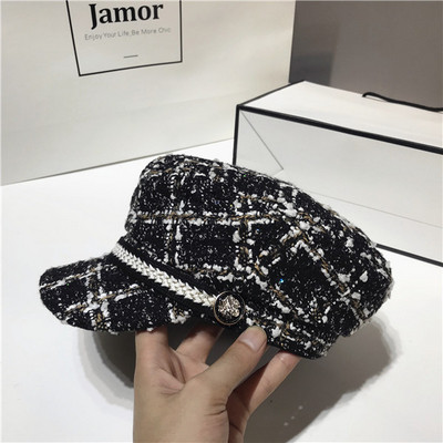 Pălărie modernă pentru femei în patru culori