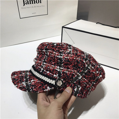 Pălărie modernă pentru femei în patru culori