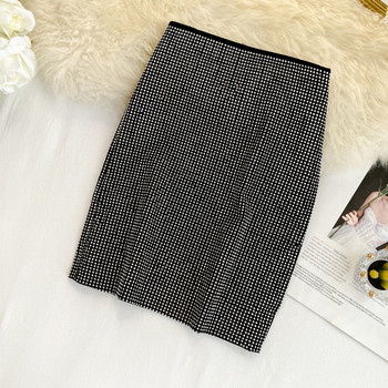 Modern női rövid szoknya magas derékkal és cipzárral