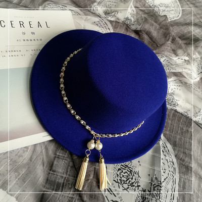 Palarie de dama eleganta cu ciucuri si perle