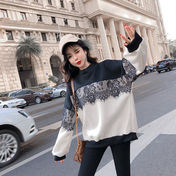 Bluza casual dama cu dantela