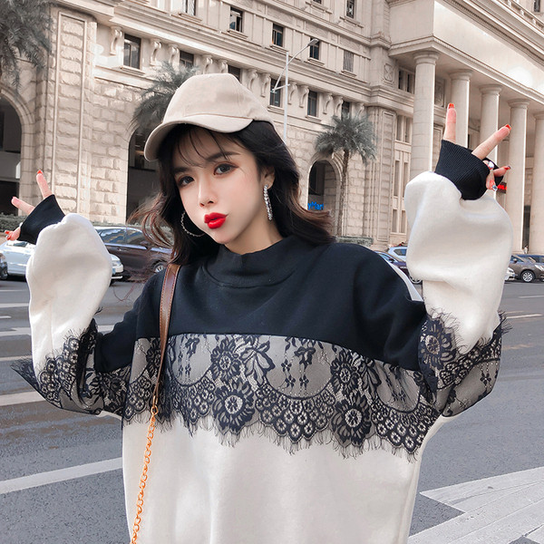 Bluza casual dama cu dantela