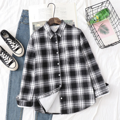 Cămașă de damă modernă în carouri cu guler clasic în roșu, galben și negru