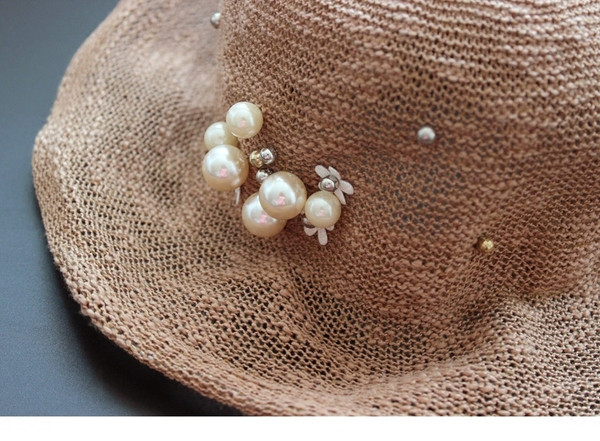 Palarie moderna de dama cu perle