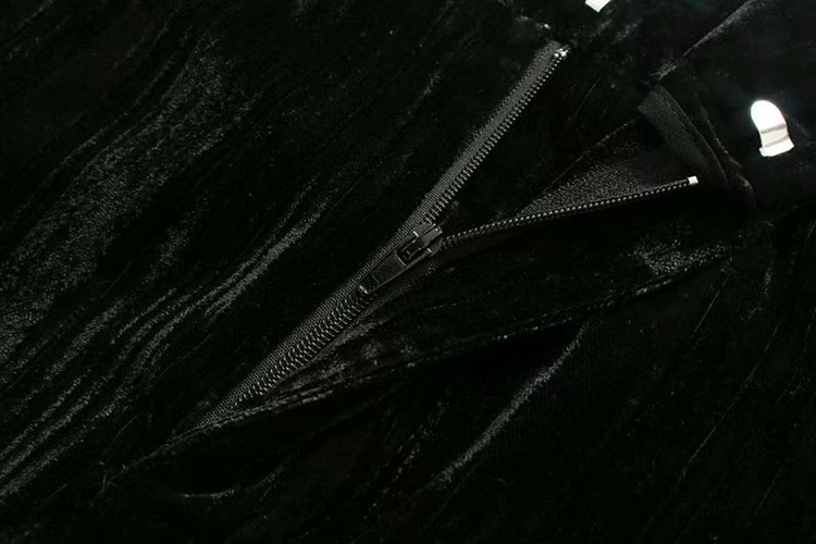 Pantaloni lungi Charleston de dama din catifea de culoare neagra