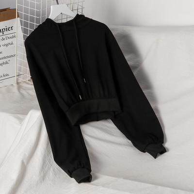 Hanorac scurt de damă, cu glugă, de culoare gri și negru