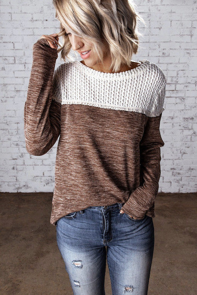 Pulover de dama modern cu decolteu O si maneci lungi de culoare maro