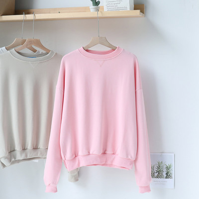 Κλασική γυναικεία μπλούζα με οβάλ ντεκολτέ σε έξι χρώματα