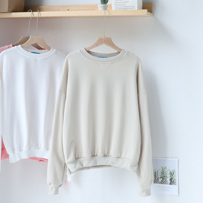 Κλασική γυναικεία μπλούζα με οβάλ ντεκολτέ σε έξι χρώματα