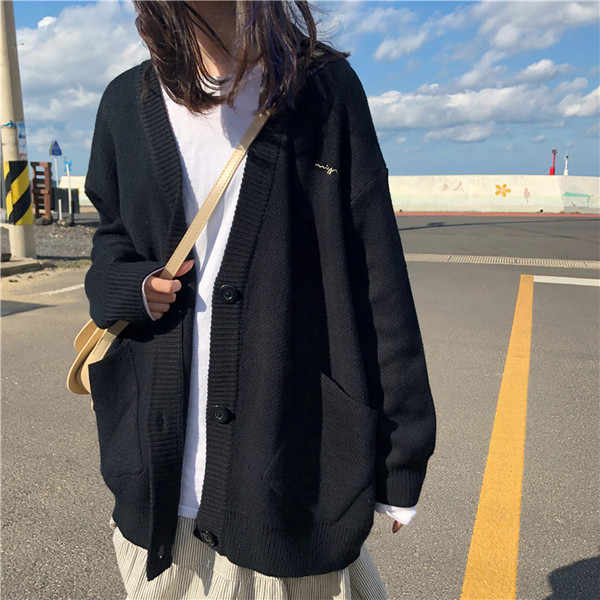 Vesta casual dama model lat cu nasturi alb-negru