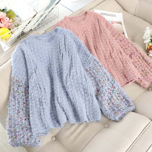 Χειμώνας πουλόβερ γυναικών με χρωματιστά μανίκια σε διάφορα χρώματα