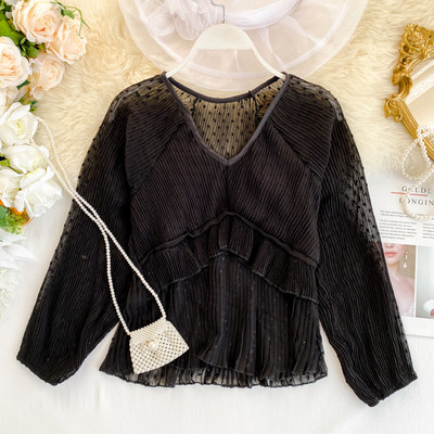 Bluza de dama cu decolteu spitz si bucle in mai multe culori