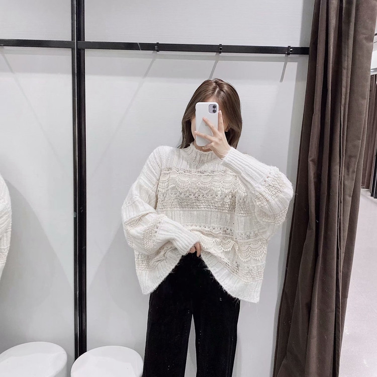 Pulover de dama modern alb cu dantela