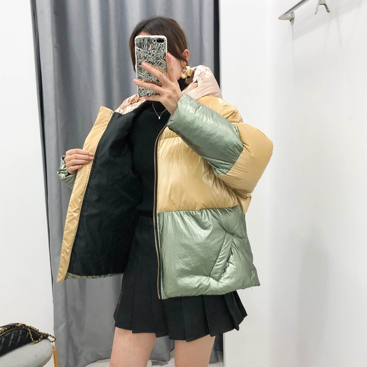 Geaca de iarna moderna cu fermoar si gluga de culoare galben-verde