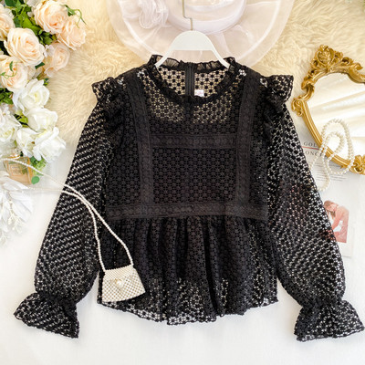 Bluză de damă din dantelă cu decolteu oval și mâneci lungi în mai multe culori