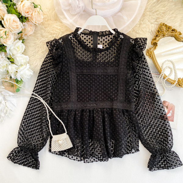 Bluză de damă din dantelă cu decolteu oval și mâneci lungi în mai multe culori