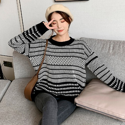 Casual Γυναικεία O-Neck πουλόβερ και μοτίβο σε λευκό και μαύρο χρώμα