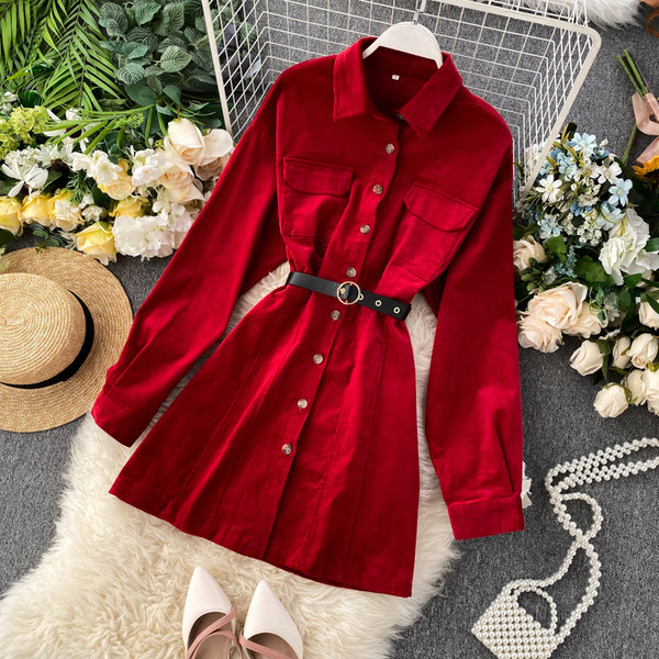 Cămașă de damă tip rochie modernă cu nasturi și curea în trei culori