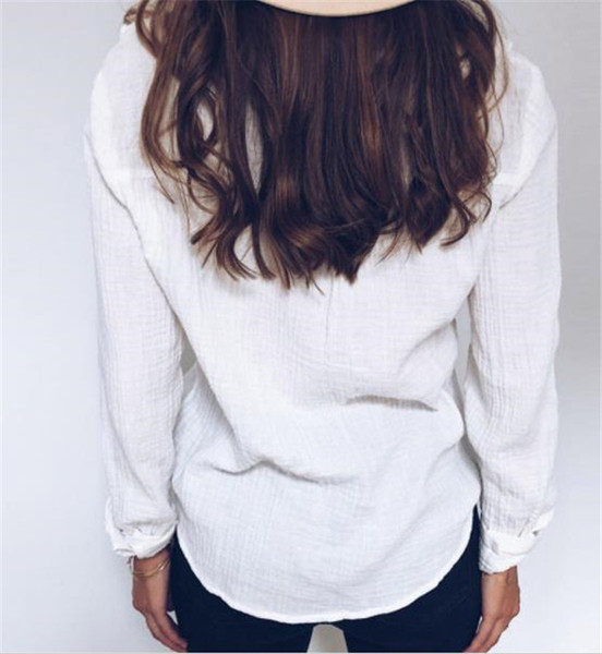 Cămașă casual de damă cu nasturi și mâneci lungi de culoare albă