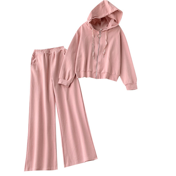 Echipa sportivă și zilnică feminină în două părți în negru, roz și gri