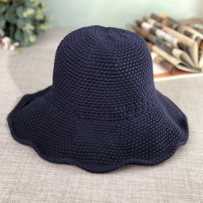 Palarie de dama tricotata in bej, roz, gri, maro, albastru si negru