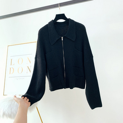 Модерна дамска жилетка с цип и джобове в три цвята