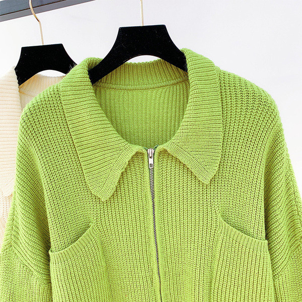 Модерна дамска жилетка с цип и джобове в три цвята