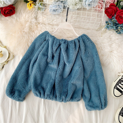 Κομψό μοντέλο κοντή γυναικεία μπλούζα σε διάφορα χρώματα