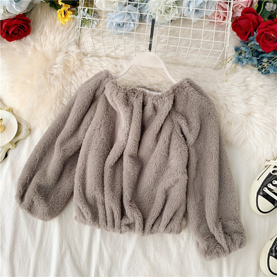 Κομψό μοντέλο κοντή γυναικεία μπλούζα σε διάφορα χρώματα