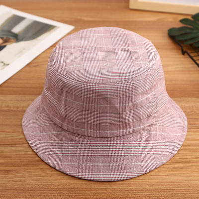 Palarie dama in carouri in patru culori