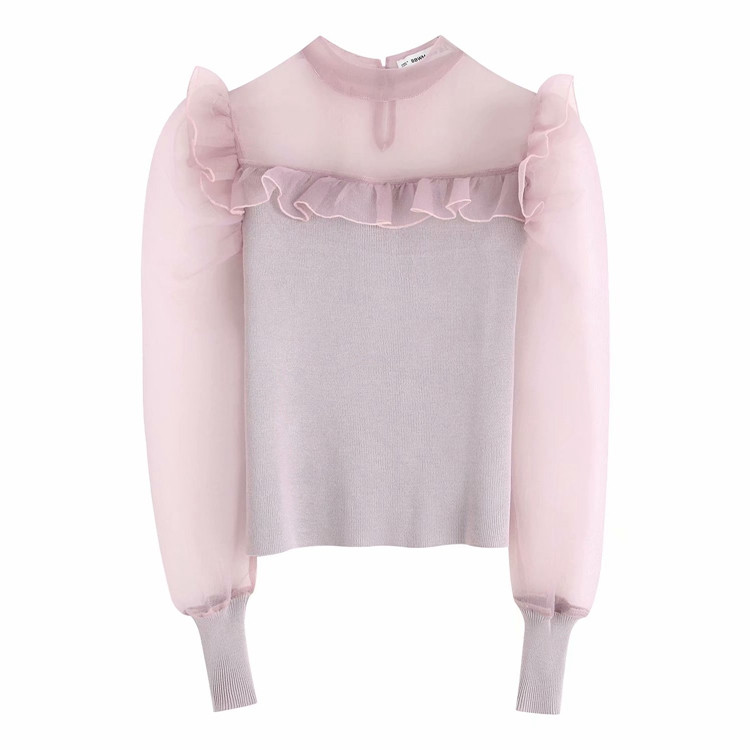 Női blúz tüll ujjal és nyakkivágással