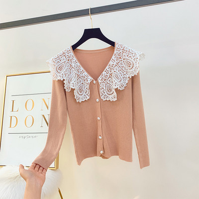 Μοντέρνα γυναικεία μπλούζα με κουμπιά και κολάρο δαντέλας σε διάφορα χρώματα