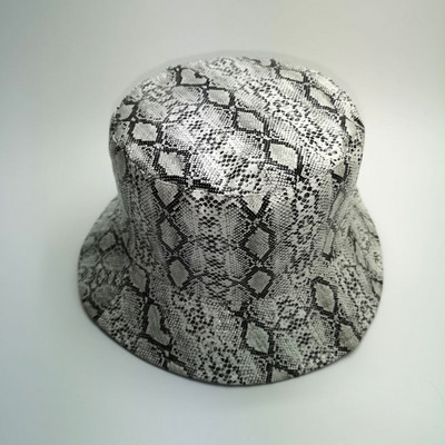Actuala palarie de dama cu imprimeu animal in gri si negru