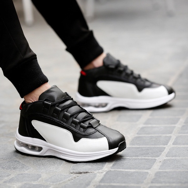 Modern, fűzős férfi tornacipő négy színben