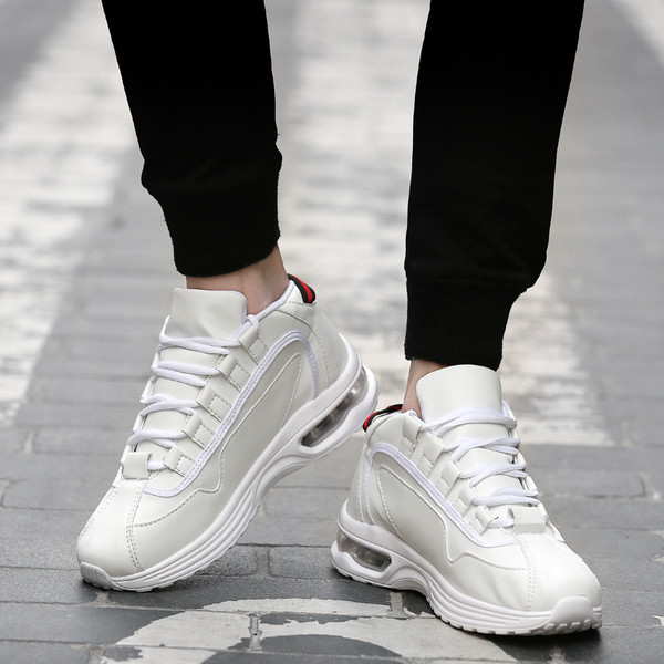 Modern, fűzős férfi tornacipő négy színben