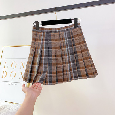 Μοντέρνα γυναικεία καρό φούστα σε δύο χρώματα
