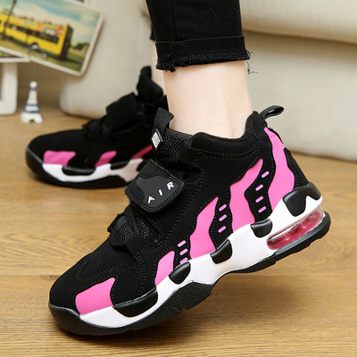 Férfi tornacipő ÚJ modell fűzővel és matricával öt színben