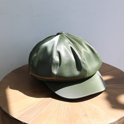 Μοντέρνο γυναικείο καπέλο σε πράσινο, μαύρο, κίτρινο και μπεζ  χρώμα