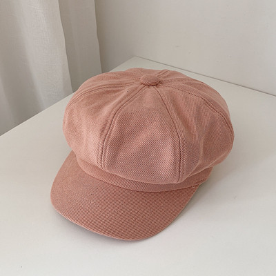 Μοντέρνο γυναικείο καπέλο σε μπεζ, ροζ, κίτρινο, πορτοκαλί, καφέ και μαύρο χρώμα