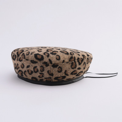 Κομψό γυναικείο καπέλο 