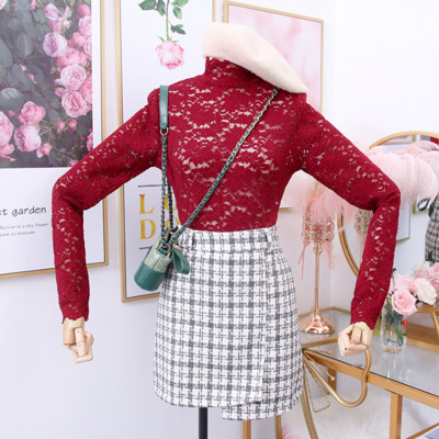 Bluză de damă modernă din dantelă cu guler polo înalt în negru, alb, roz, verde și roșu