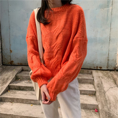 Χειμερινό γυναικέιο πουλόβερ με στρογγυλό ντεκολτέ σε μπλε, λευκό και πορτοκαλί χρώμα