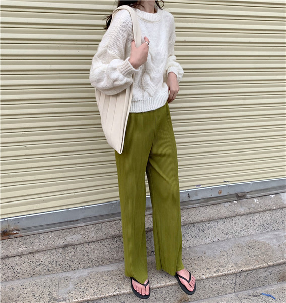 Χειμερινό γυναικέιο πουλόβερ με στρογγυλό ντεκολτέ σε μπλε, λευκό και πορτοκαλί χρώμα