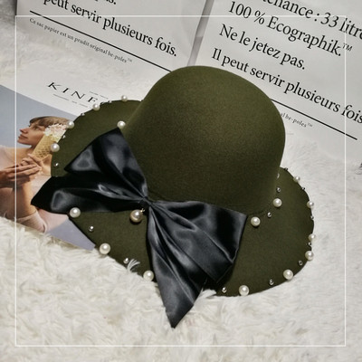 Κομψό γυναικείο καπέλο με πέρλες και κορδέλα