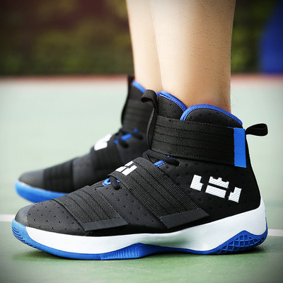 Alkalmi férfi tornacipő matricákkal és nyakkendőkkel három színben