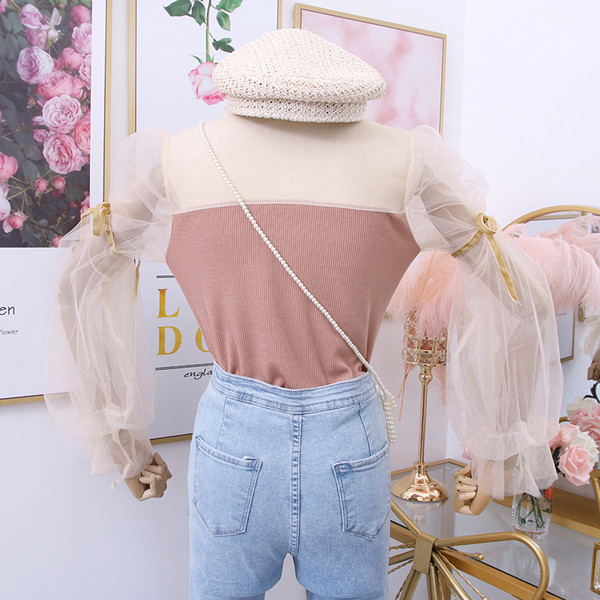 Νέο μοντέλο γυναικεία μπλούζα με λαιμόκοψη στο ροζ και μαύρο χρώμα