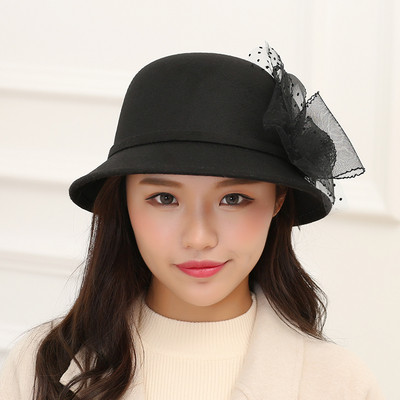 Palarie de dama eleganta cu panglica de tul